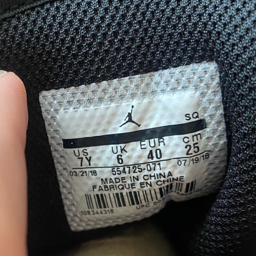 Jordan 1 - Picture 5 of 6